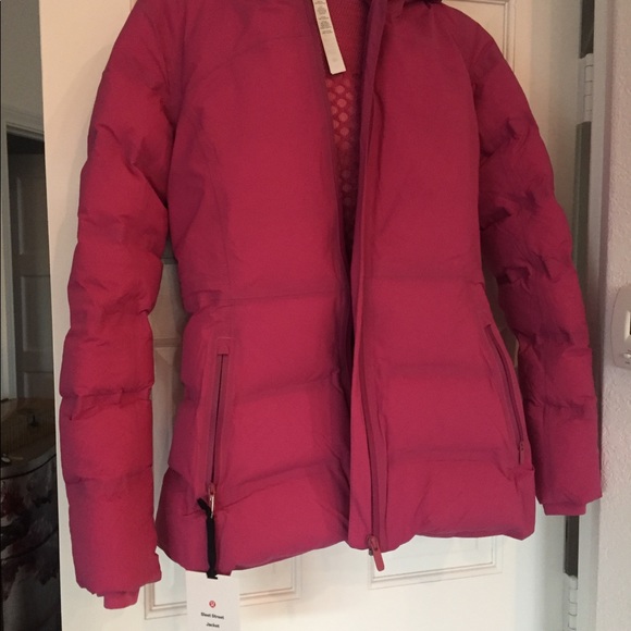 Brand new w/ tags NWT Lululemon Sleet Street Puffy - Picture 4 of 8